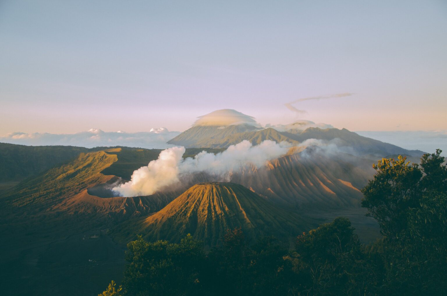 Mount Bromo Sunrise Trek - Indones