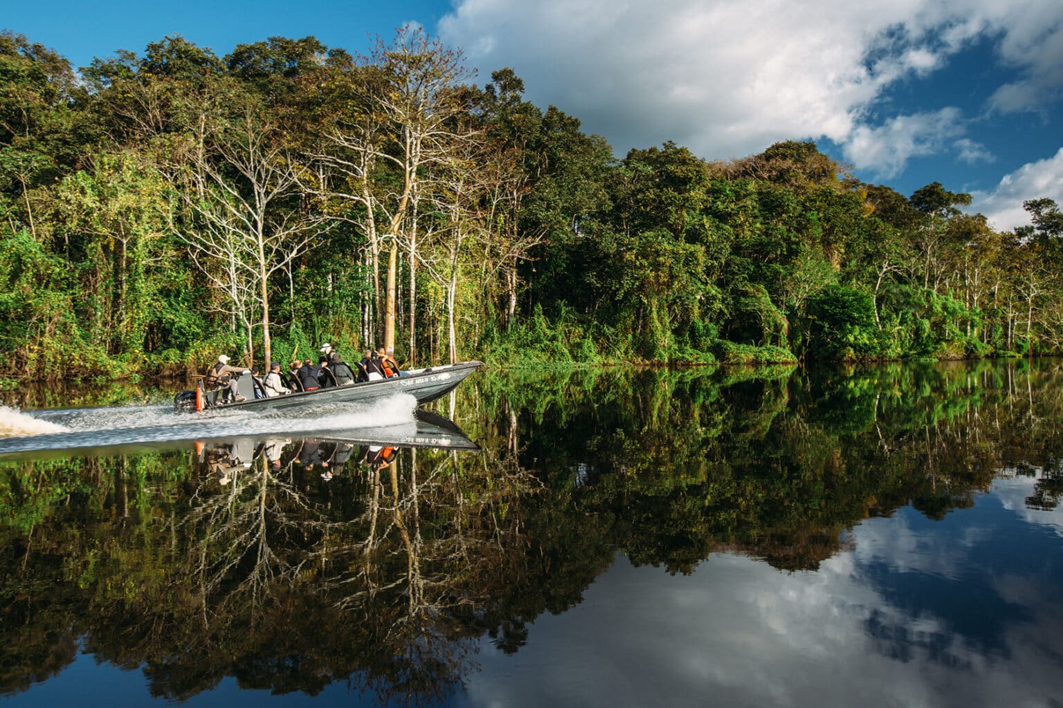 Aqua Nera - Boat Trip - Peru