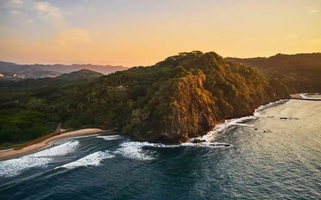 LA_Mexico_Nayari_One&Only Mandarina-surroundings