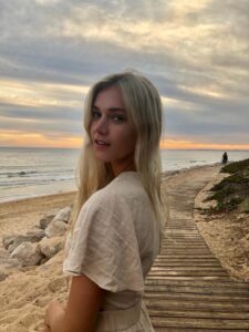 Josie Evans - Profile