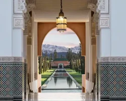 AS_Indonesia_India_Agra_Oberoi Amarvilas-entrance